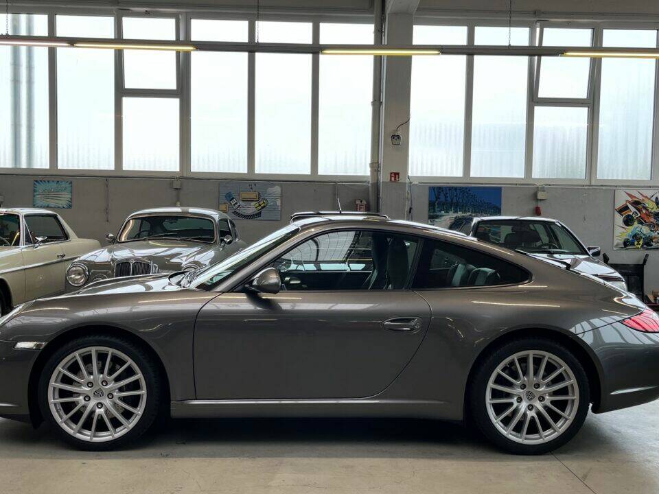 Bild 1/43 von Porsche 911 Carrera (2011)