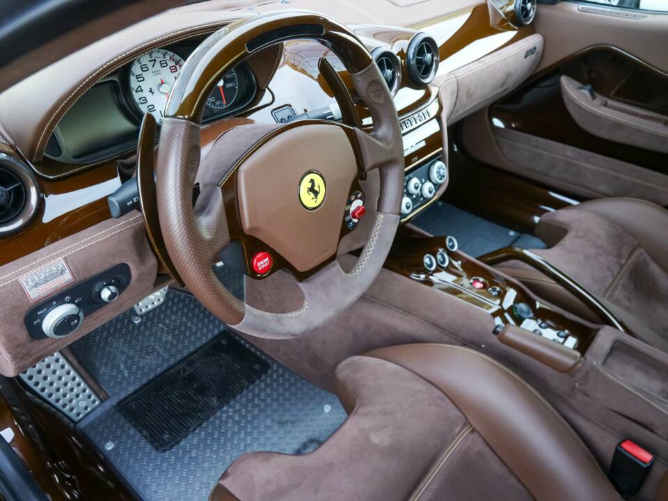 Image 3/50 de Ferrari 599 GTO (2011)