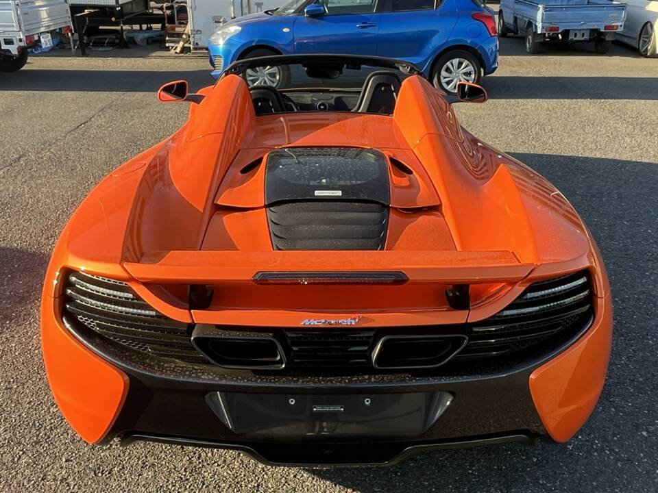 Bild 6/48 von McLaren 650S Spider (2014)