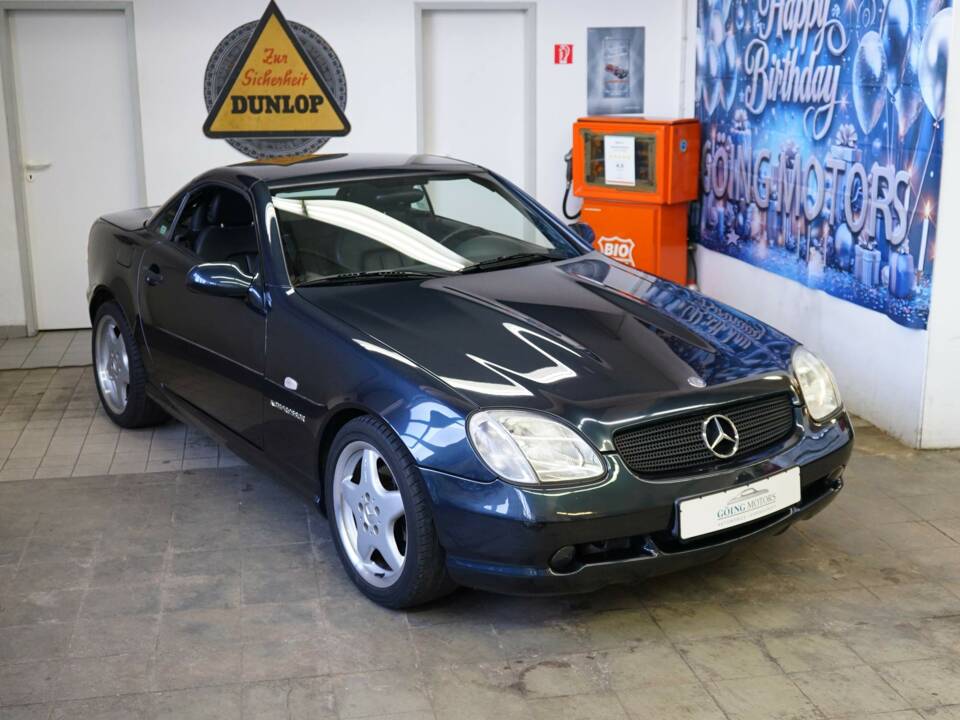 Image 1/25 of Mercedes-Benz SLK 230 Kompressor (1997)
