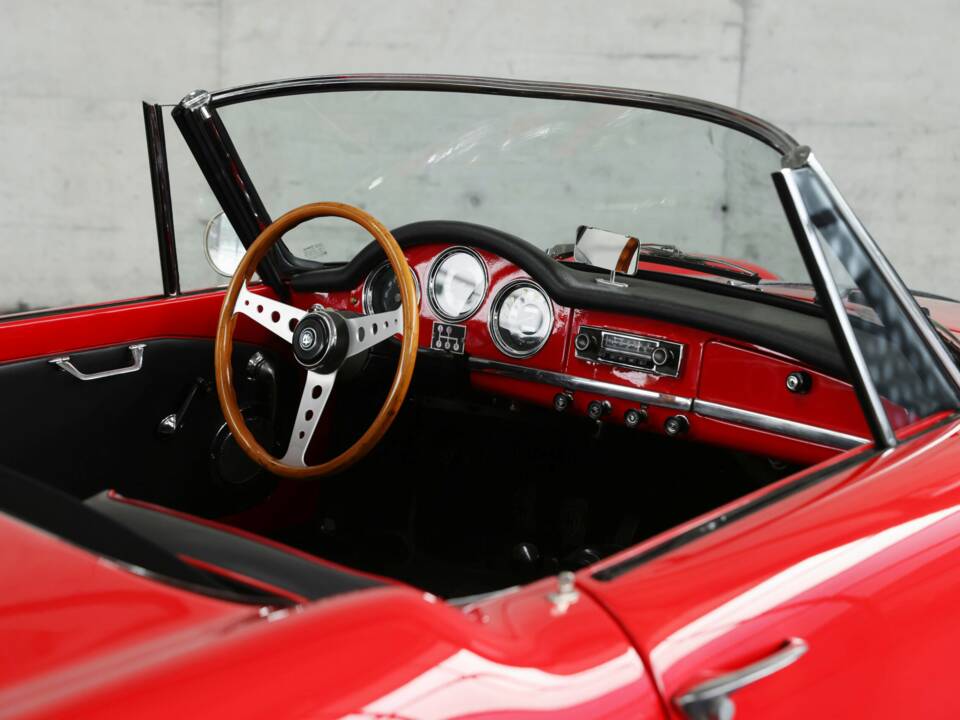 Image 32/50 of Alfa Romeo Giulietta Spider (1962)