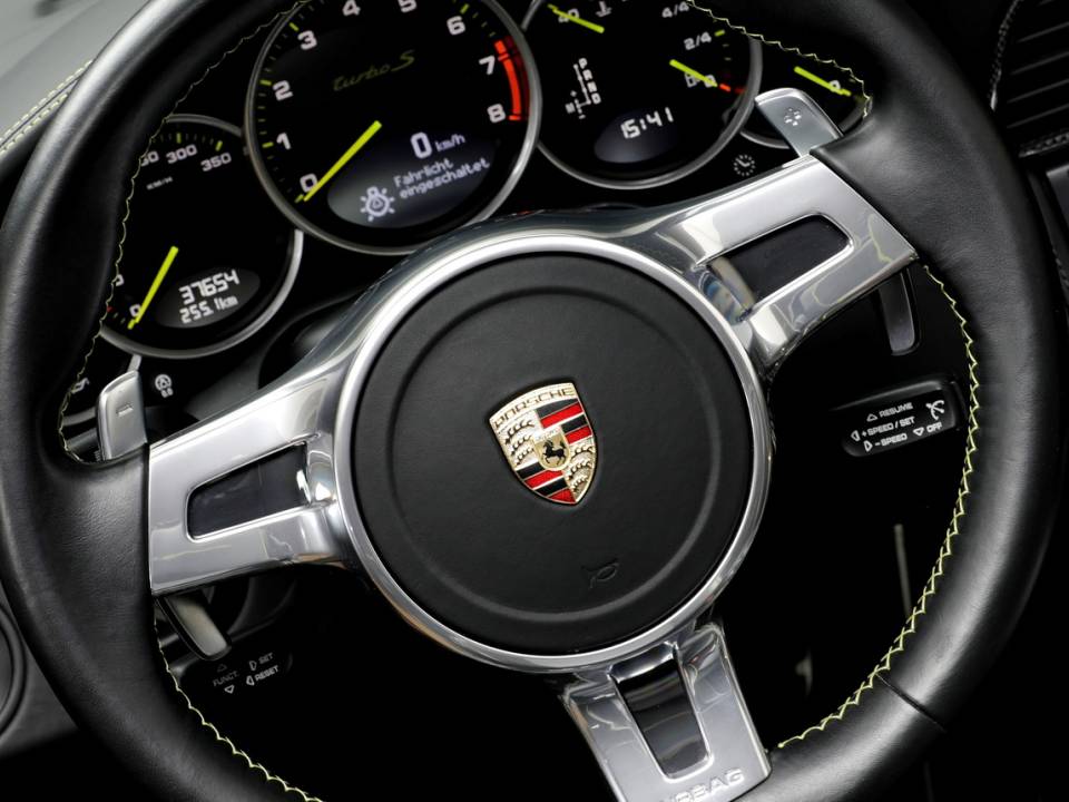 Image 12/27 of Porsche 911 Turbo S (2012)