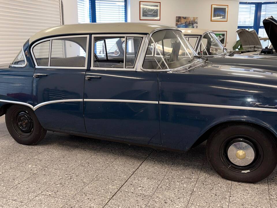 Image 7/25 of Opel Olympia Rekord (1959)