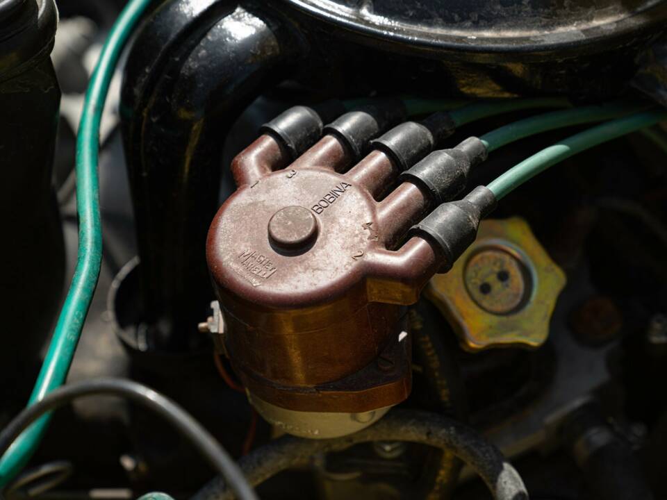 Image 46/50 of FIAT 127 Moretti Midimaxi 900 (1980)