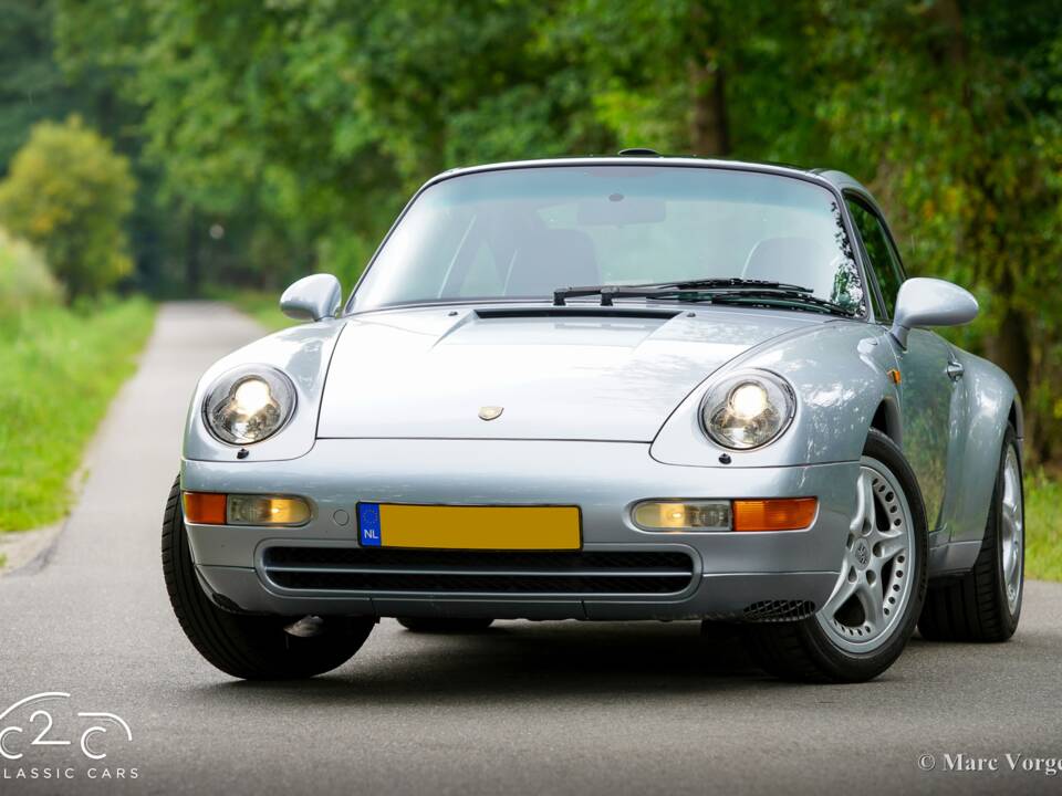 Image 35/63 of Porsche 911 Carrera (1996)