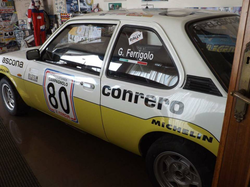 Image 40/40 of Opel Ascona 2000 SR (1981)