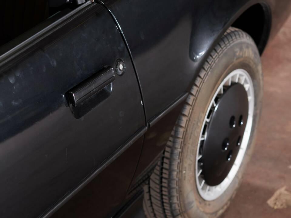 Obraz 38/63 pojazdu Pontiac Firebird TransAm (1984)