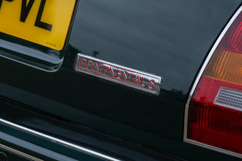 Afbeelding 21/50 van Bentley Continental S (1996)