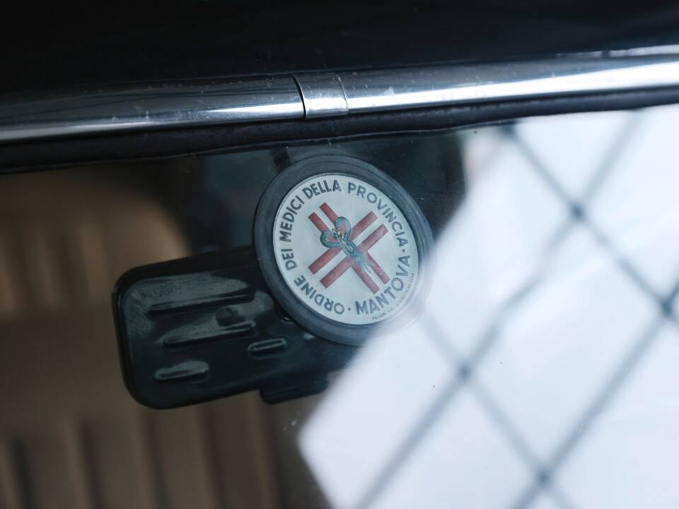 Image 42/50 of Lancia Flavia 1800 (1965)