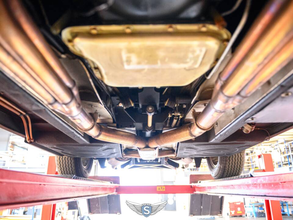 Bild 68/73 von Aston Martin V8 EFi Volante (1987)