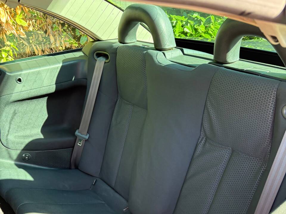 Image 8/9 of Renault Mégane CC 2.0 16V (2004)