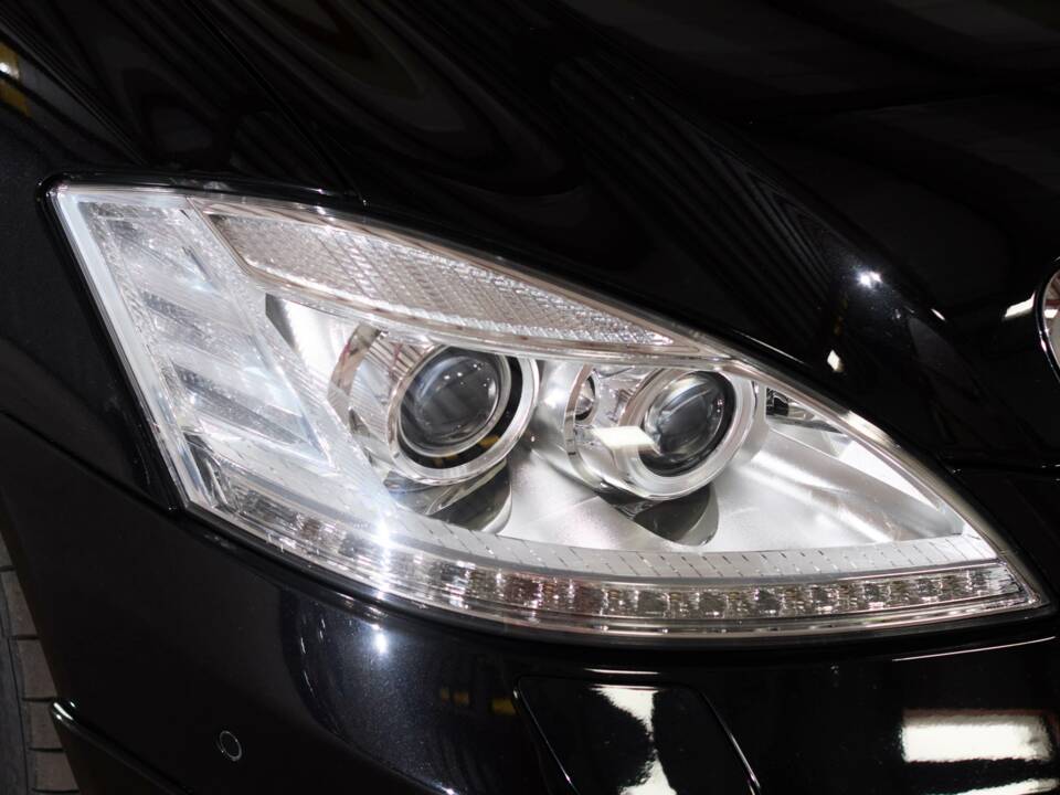 Image 46/128 de Mercedes-Benz S 500 BlueEFFICIENCY (2011)