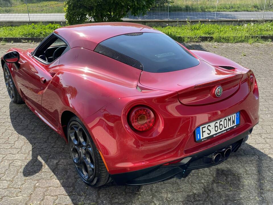 Bild 4/5 von Alfa Romeo 4C (2018)