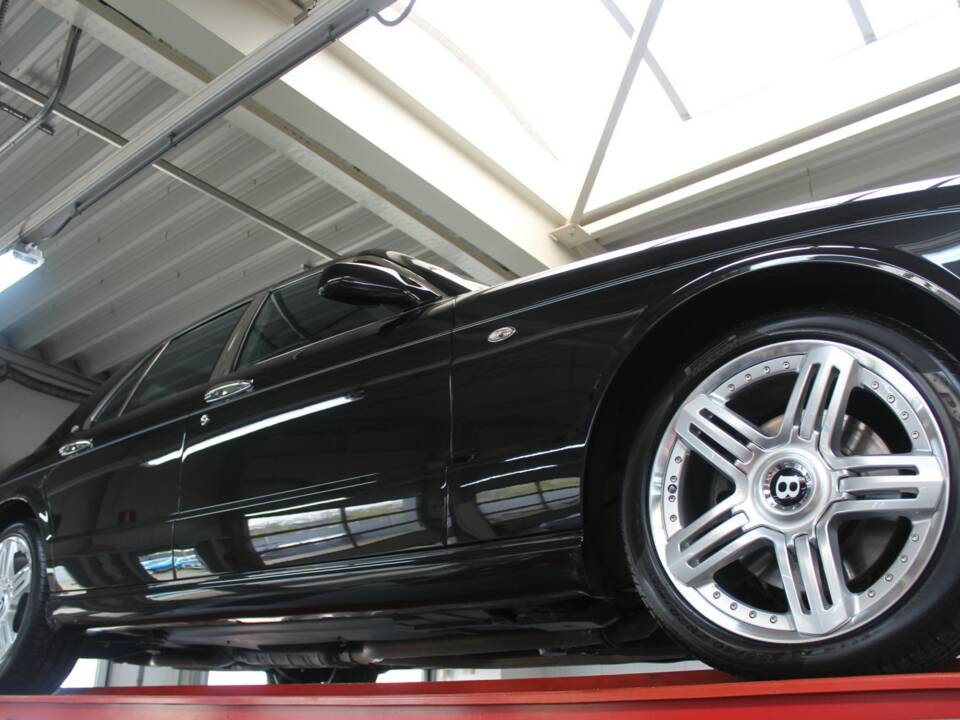 Image 9/50 of Bentley Arnage T (2007)