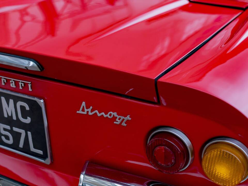 Image 20/30 of Ferrari Dino 246 GTS (1973)