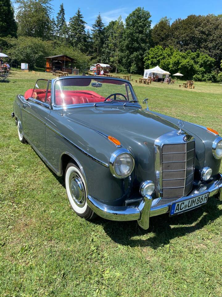 Bild 19/73 von Mercedes-Benz 220 S Cabriolet (1957)