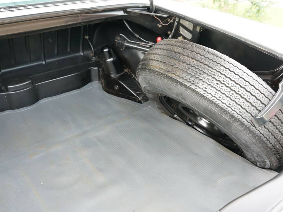 Image 50/50 de Mercedes-Benz 280 SE (1968)