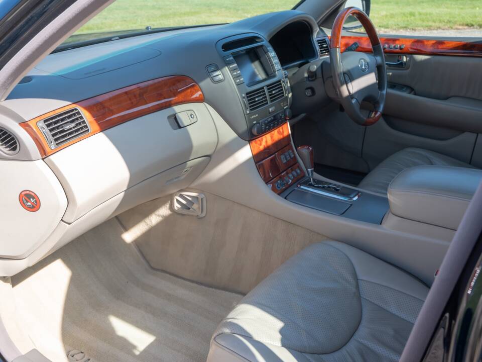 Afbeelding 8/50 van Lexus LS 430 (2002)
