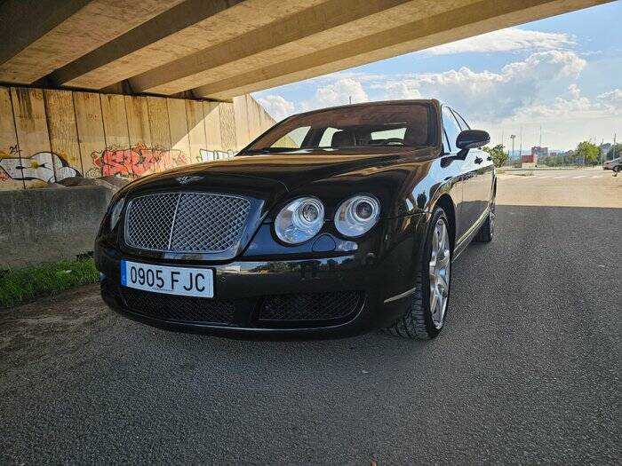 Image 4/7 of Bentley Continental Flying Spur (2006)