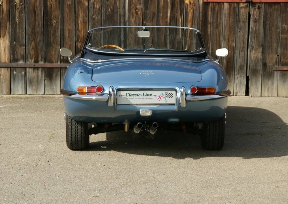 Imagen 11/20 de Jaguar E-Type 4.2 (1967)