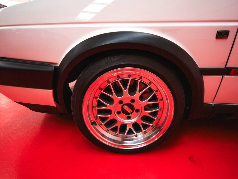 Bild 31/32 von Volkswagen Golf Mk II GTi G60 1.8 (1991)
