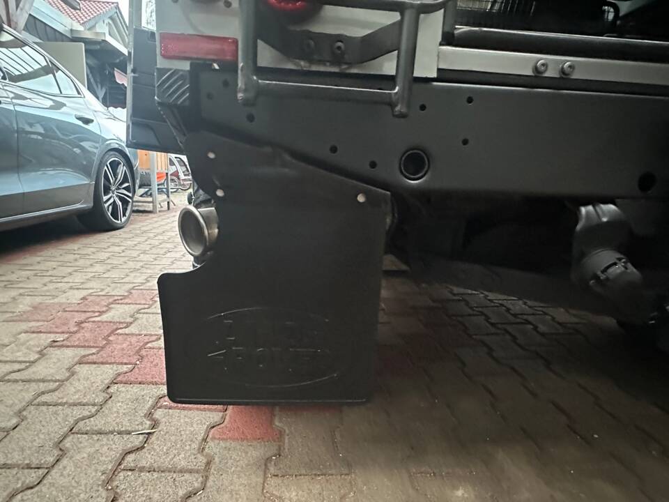 Afbeelding 16/17 van Land Rover Defender 90 (2013)