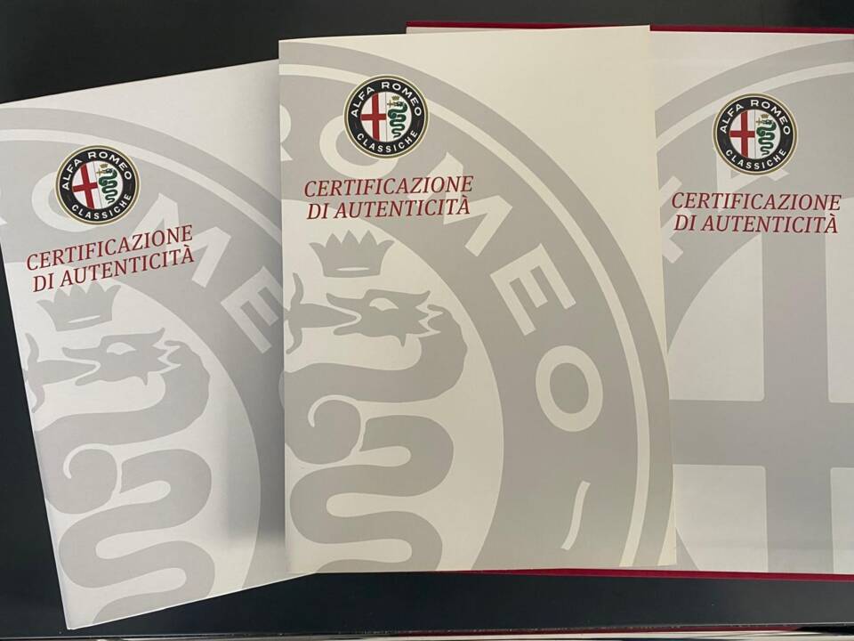 Immagine 13/13 di Alfa Romeo 156 3.2 V6 GTA Sportwagon (2004)