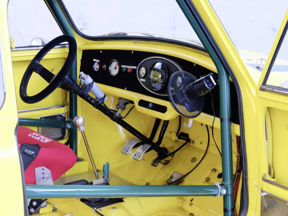 Image 32/50 of Austin Mini Cooper S 1275 (1965)