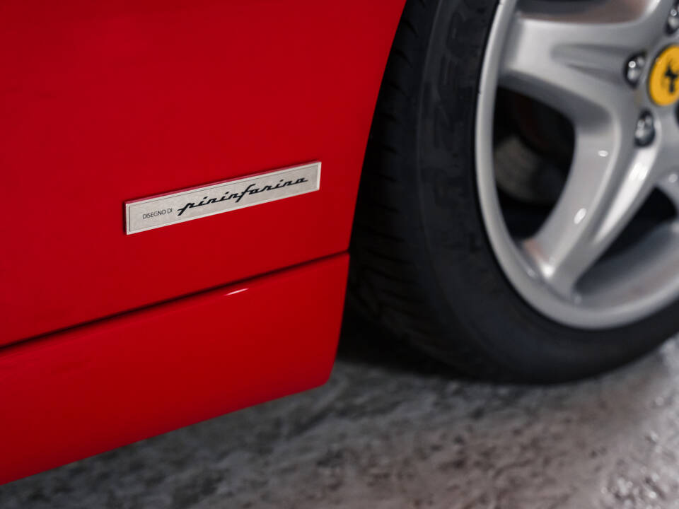 Afbeelding 16/46 van Ferrari F 355 Berlinetta (1997)