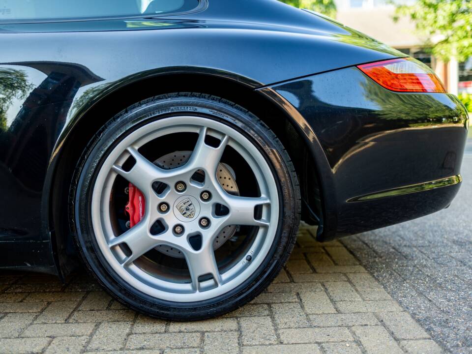 Bild 33/41 von Porsche 911 Carrera S (2007)