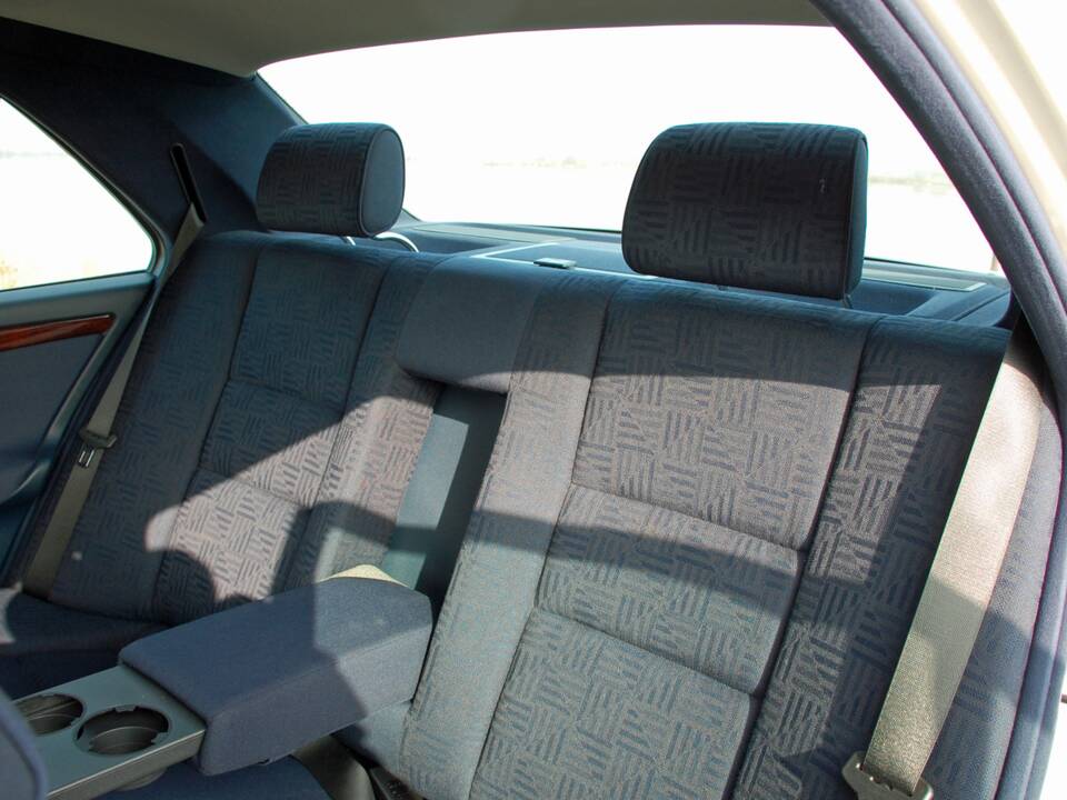 Bild 15/40 von Mercedes-Benz C 200 Kompressor (1997)