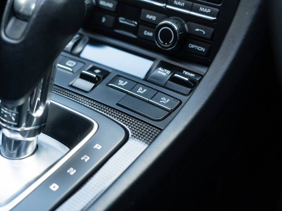 Image 28/57 of Porsche 911 Turbo S (2013)