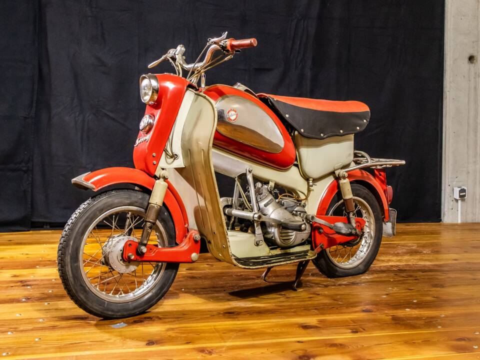 Image 1/12 de Lohner Sissy I Luxus (1958)