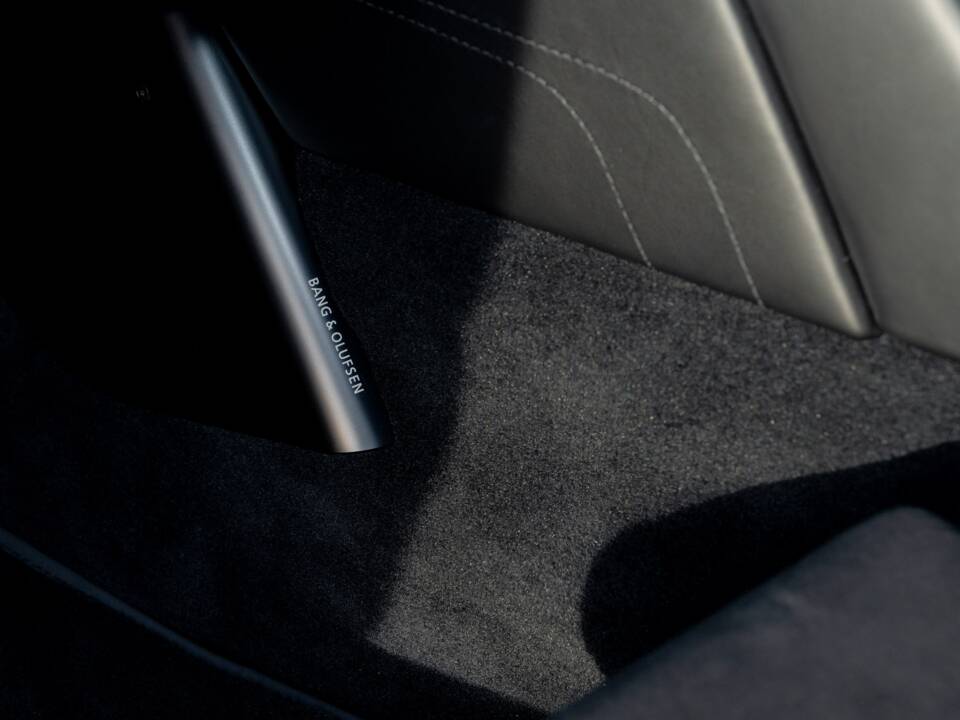 Bild 61/77 von Aston Martin V12 Vantage AMR (2018)