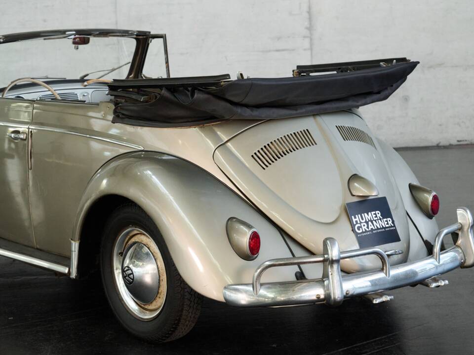 Bild 9/50 von Volkswagen Käfer 1200 Cabriolet (1957)