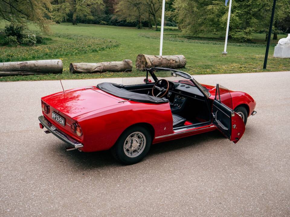 Image 62/65 of FIAT Dino Spider (1967)