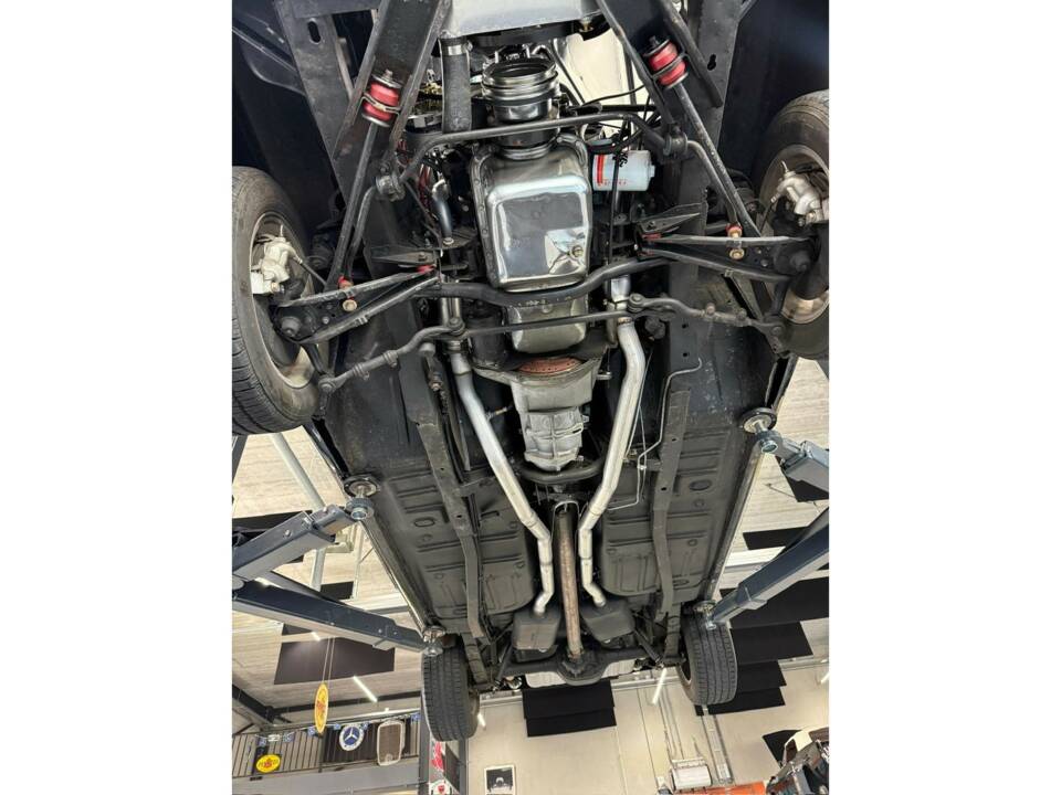 Image 28/46 of Ford Mustang GT (1966)