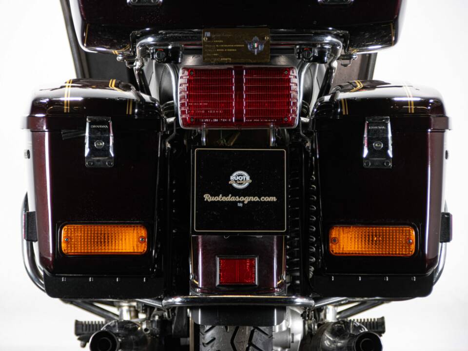 Immagine 9/50 di Honda GL 1100 Gold Wing (1981)