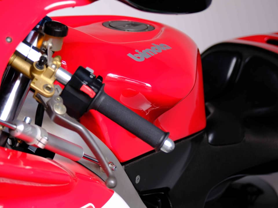 Image 38/94 of Bimota 500 V-Due (2003)