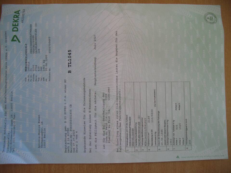 Bild 28/32 von Mercedes-Benz E 220 (1995)