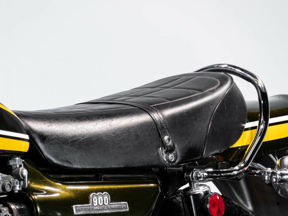Image 32/50 de Kawasaki DUMMY (1975)