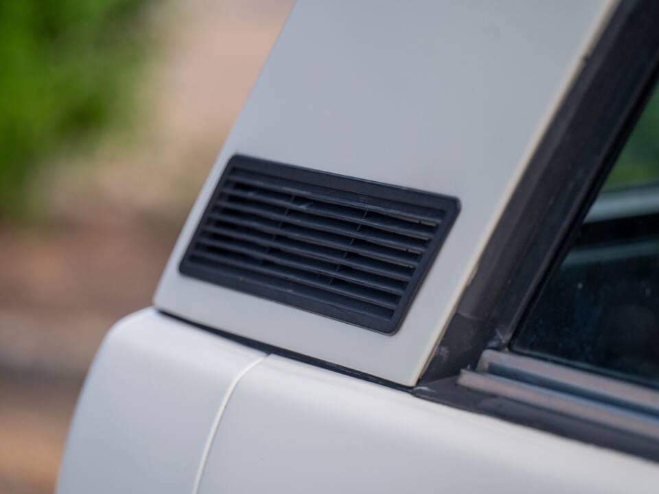 Image 32/48 de Land Rover Range Rover Classic 3.5 (1971)