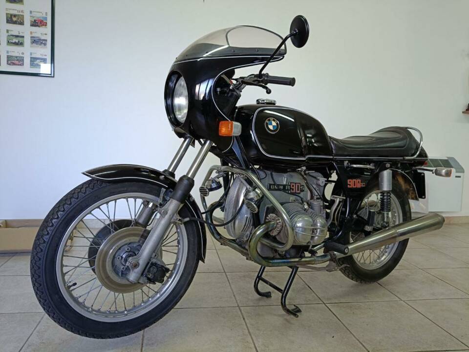 Bild 22/42 von BMW DUMMY (1974)