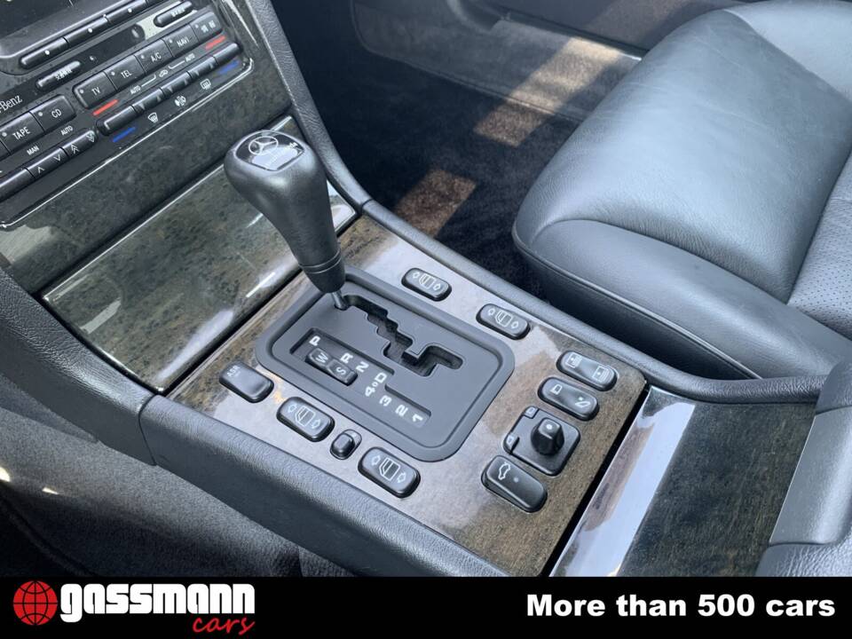 Image 10/15 of Mercedes-Benz E 320 (1998)