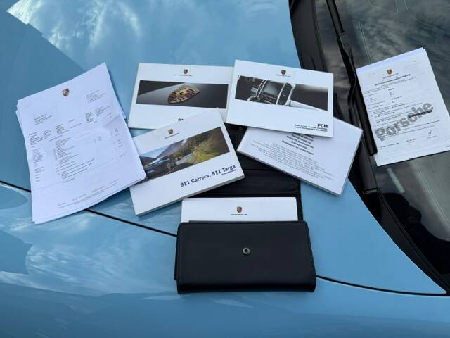 Image 22/29 of Porsche 911 Targa 4S (2015)