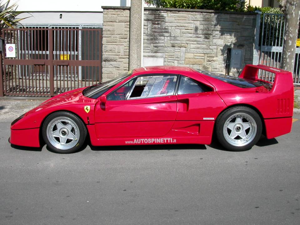 Imagen 2/4 de Ferrari F40 (1990)