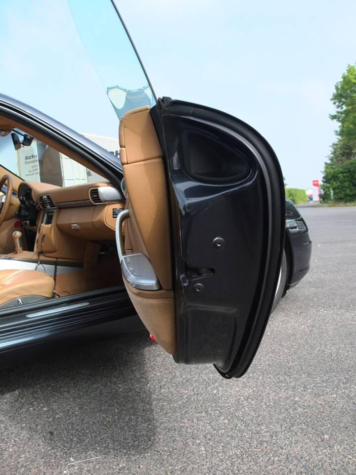 Bild 87/93 von Porsche 911 Carrera (2007)