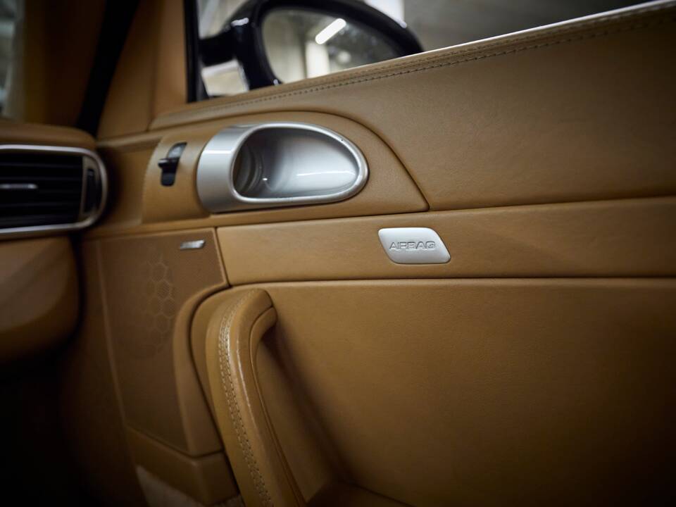 Bild 39/78 von Porsche 911 Carrera 4S (2006)