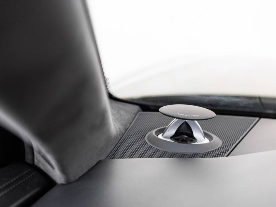 Image 14/40 of Audi RS6 Avant (2019)