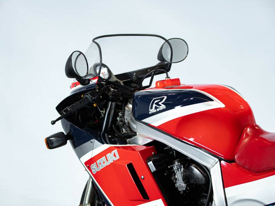 Afbeelding 14/50 van Egli-Suzuki GSX-R 1100 (1986)